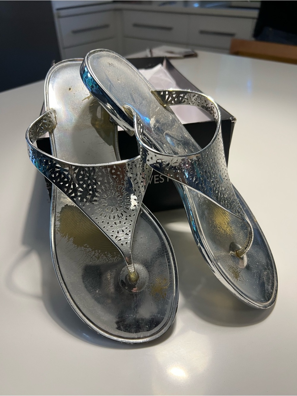 Nordstrom Silver Metallic Laser-Cut Thong Sandals